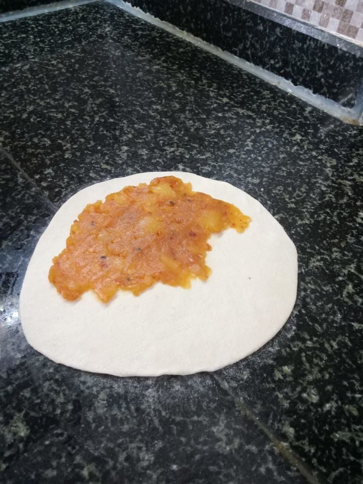 Patatesli D Böreğimiz  (10'lu)