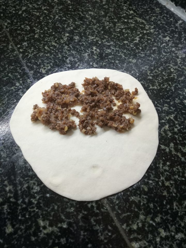 Kıymalı D Böreğimiz  (10'lu)