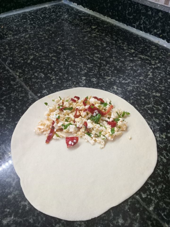 Peynirli D Böreğimiz (10'lu)