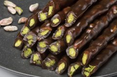 Antep Fıstıklı Pekmezli Maraş Sucuğu 500 gr - Ak Badem 500 gr