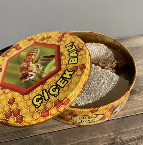 Karakovan Balı (2800-3200 gram) 3 kutu